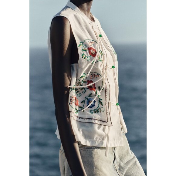 Zara Womens Top Vest M Medium Off White Embroidered Floral boho 4786/003 NWT - Picture 3 of 16
